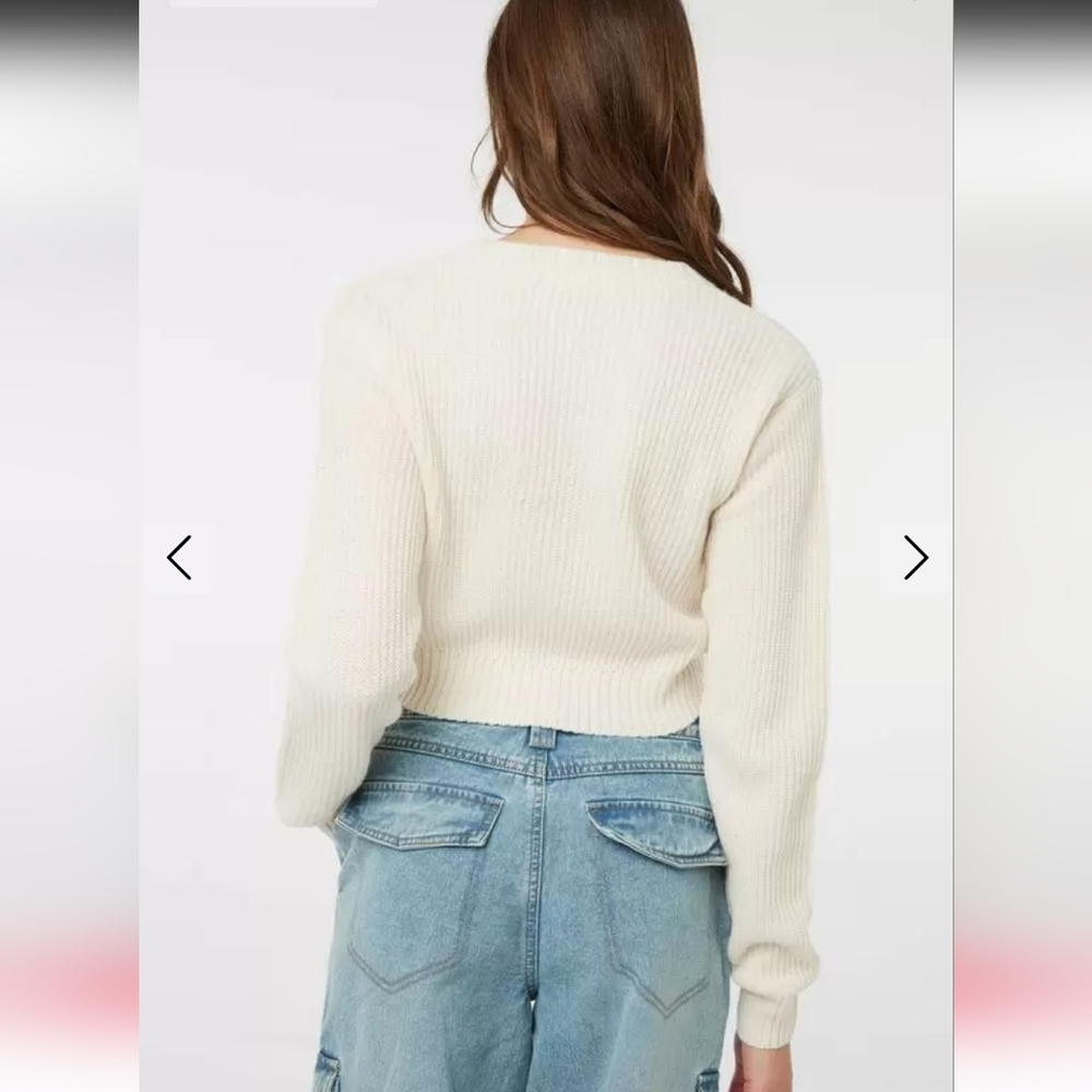 Cropped Knit top - Picture 3 of 8